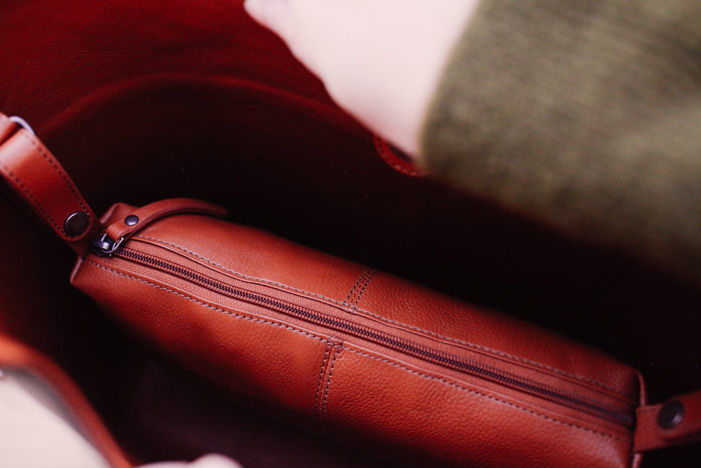 Lake Leather - Hampshire - Women's Large Leather Office Tote Briefcase Organiser