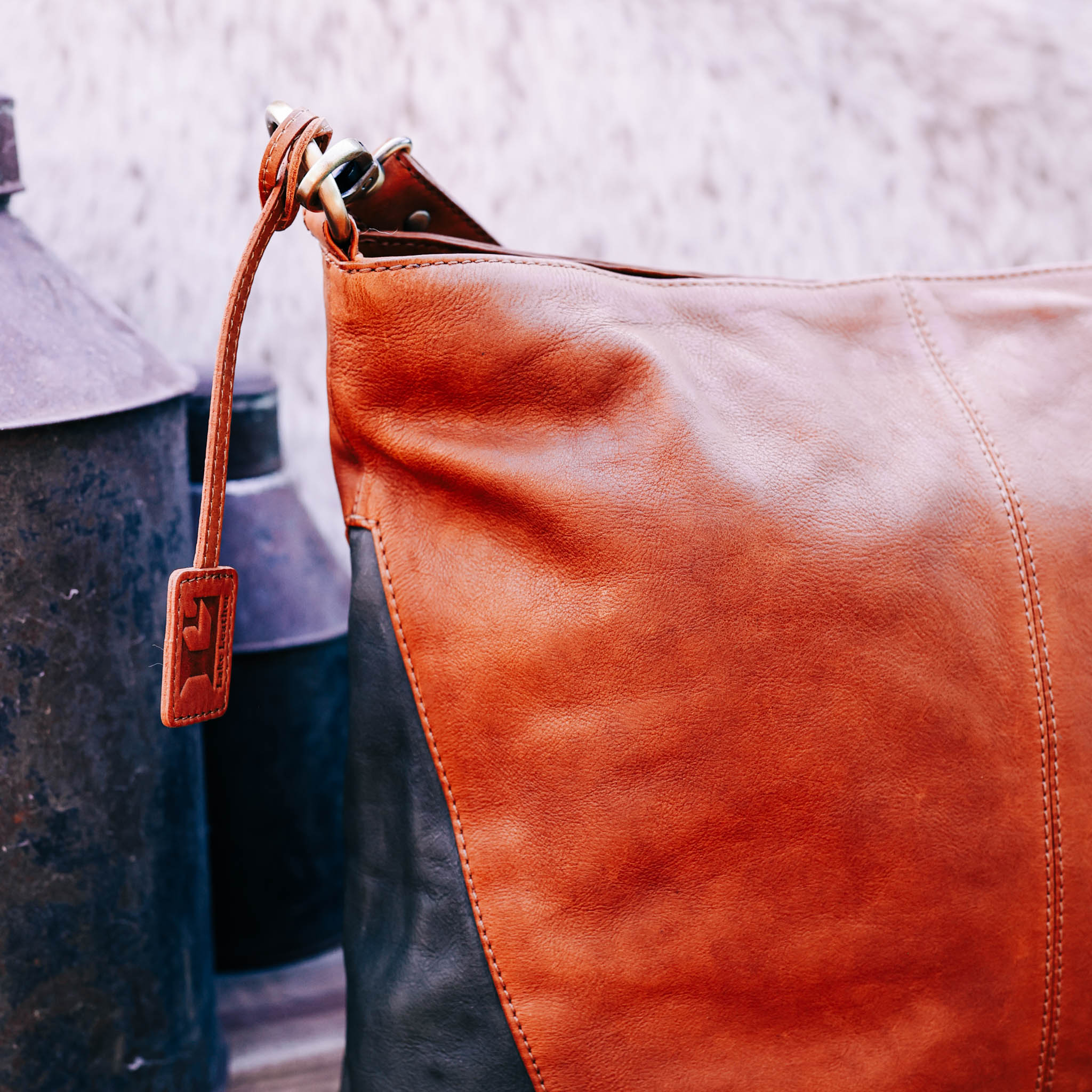 Lake Leather - Balfour - Large Contrast Tote