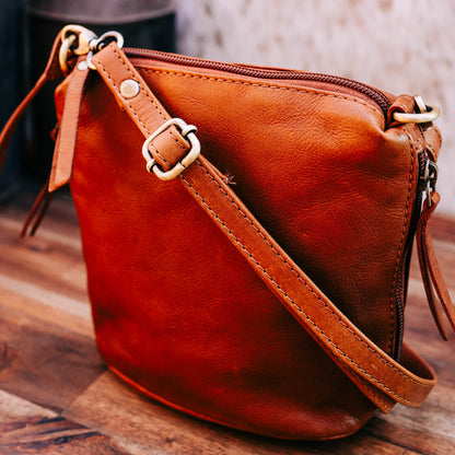 Lake Leather - Robbins - Small Crossbody Leather Bag