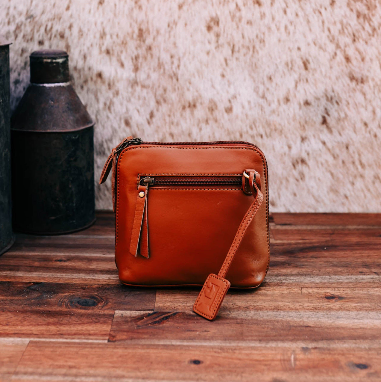 Lake Leather - Pilinger - Small Classic Italian Design Leather Bag