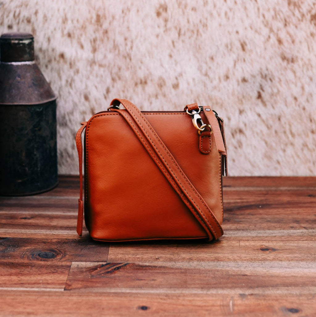 Lake Leather - Pilinger - Small Classic Italian Design Leather Bag