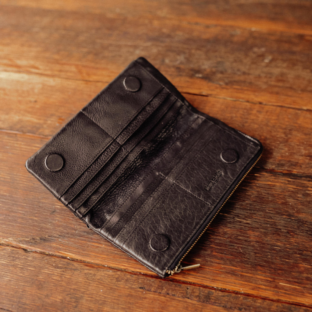 Pierre Cardin - Women's Rustic Leather Woven Purse - PC3124