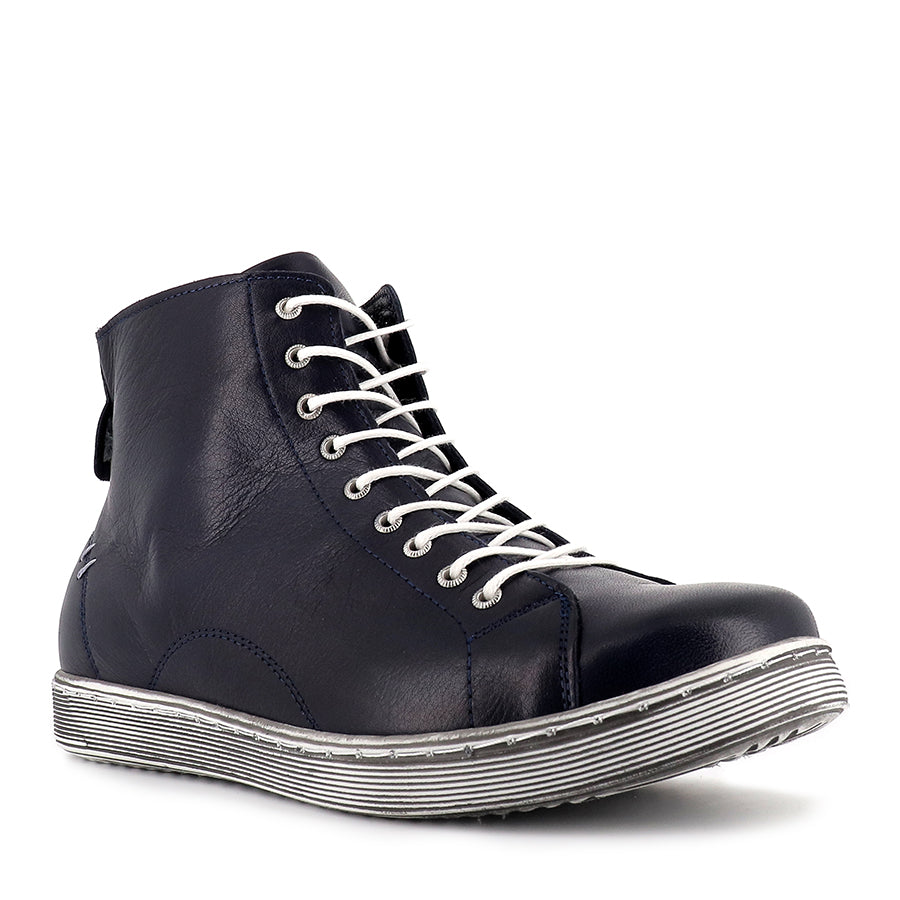 Rilassare - Typo - Women's Leather High-Top Sneaker