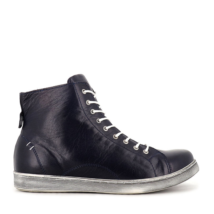 Rilassare - Typo - Women's Leather High-Top Sneaker