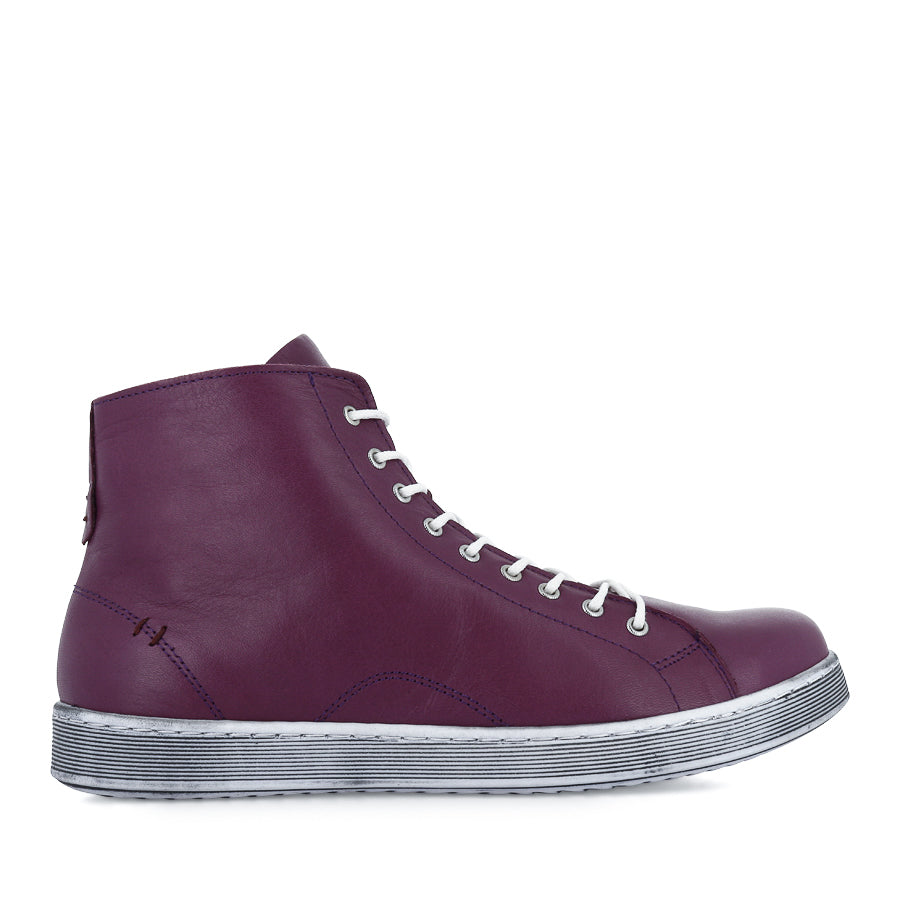 Rilassare - Typo - Women's Leather High-Top Sneaker