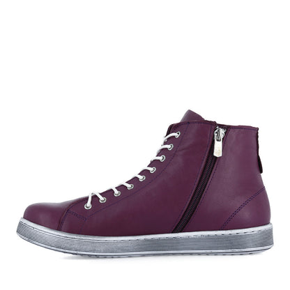 Rilassare - Typo - Women's Leather High-Top Sneaker