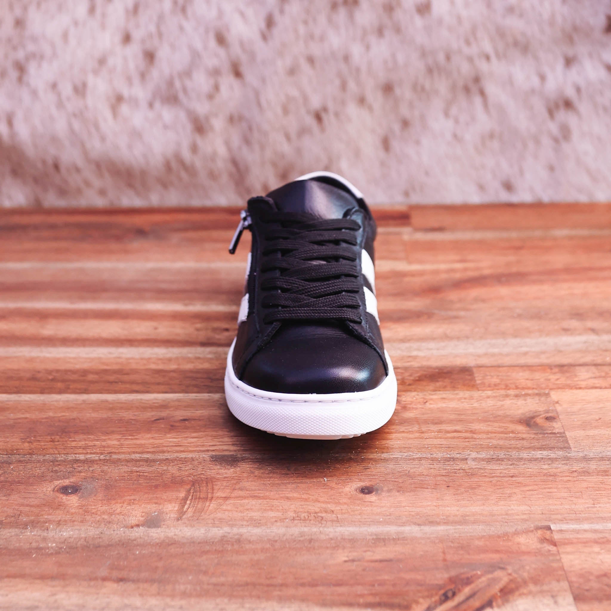 Cabello - Ultimate - Women’s Leather Sneaker