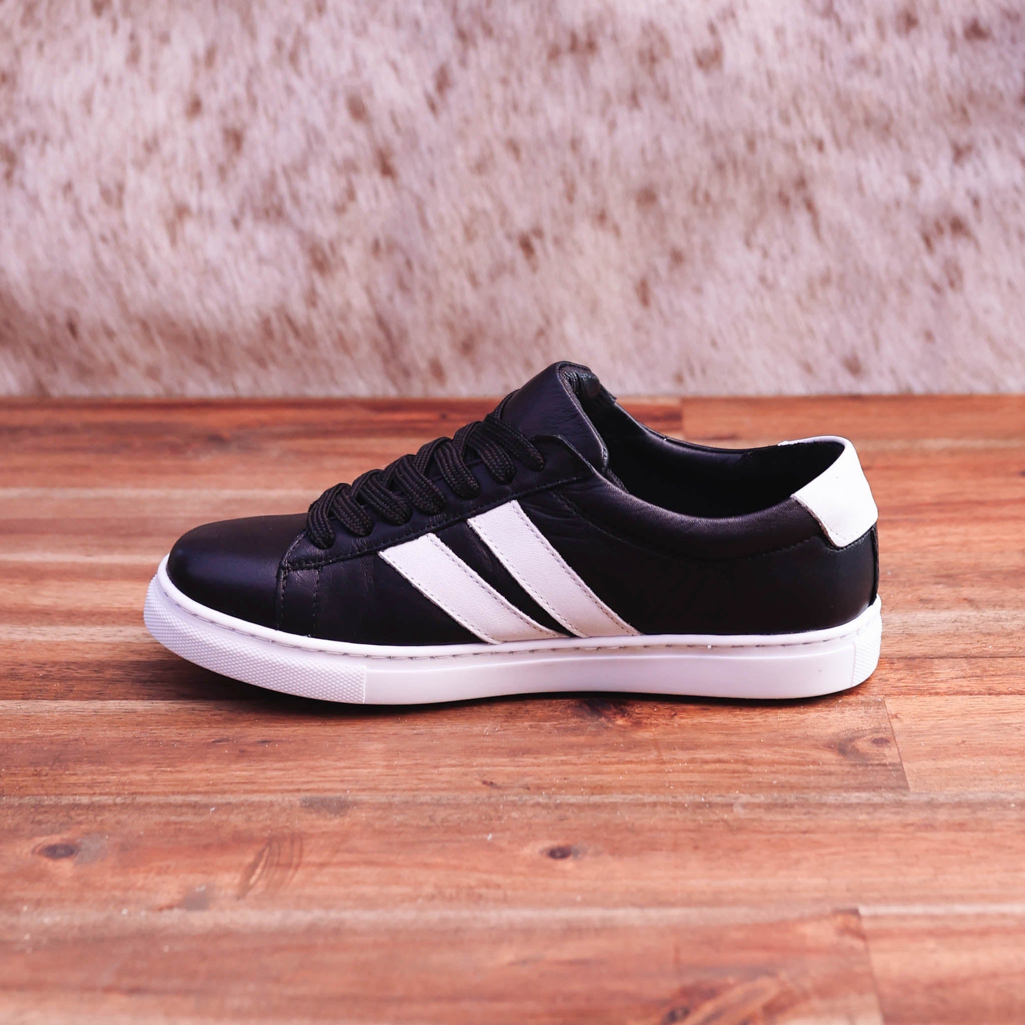 Cabello - Ultimate - Women’s Leather Sneaker