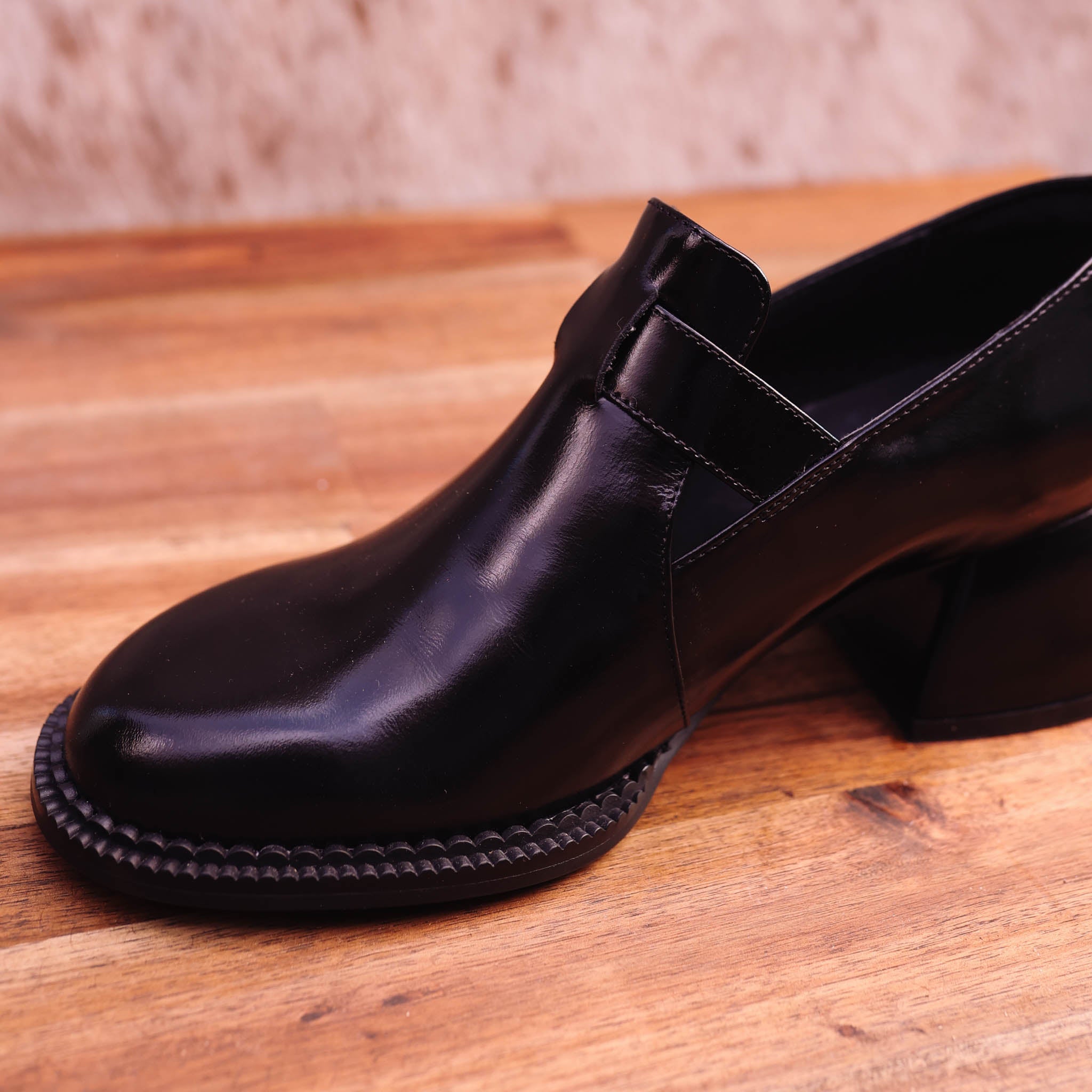 Isabella - Ashie - Women's Leather Shoe with High Heel