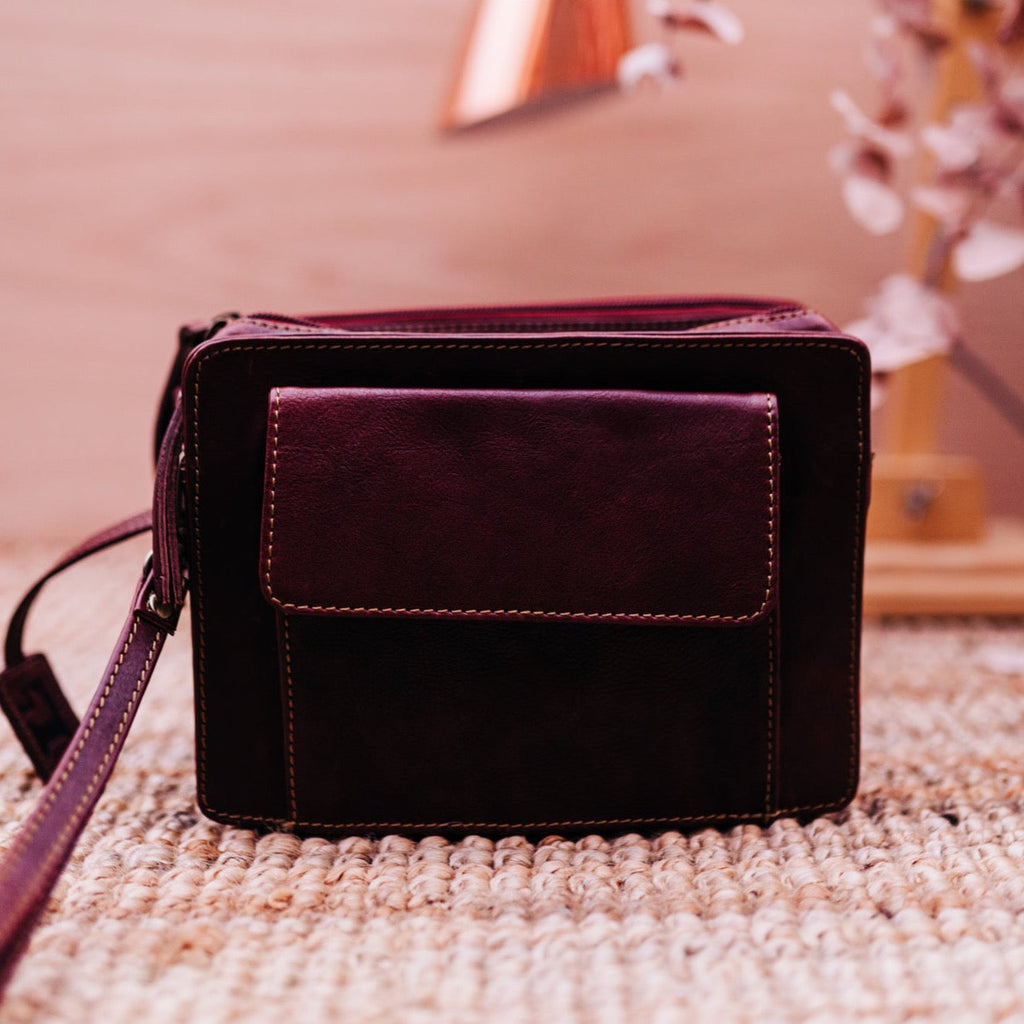 Lake Leather - Sidmouth - Men's 24 Card Cowhide Leather Organiser