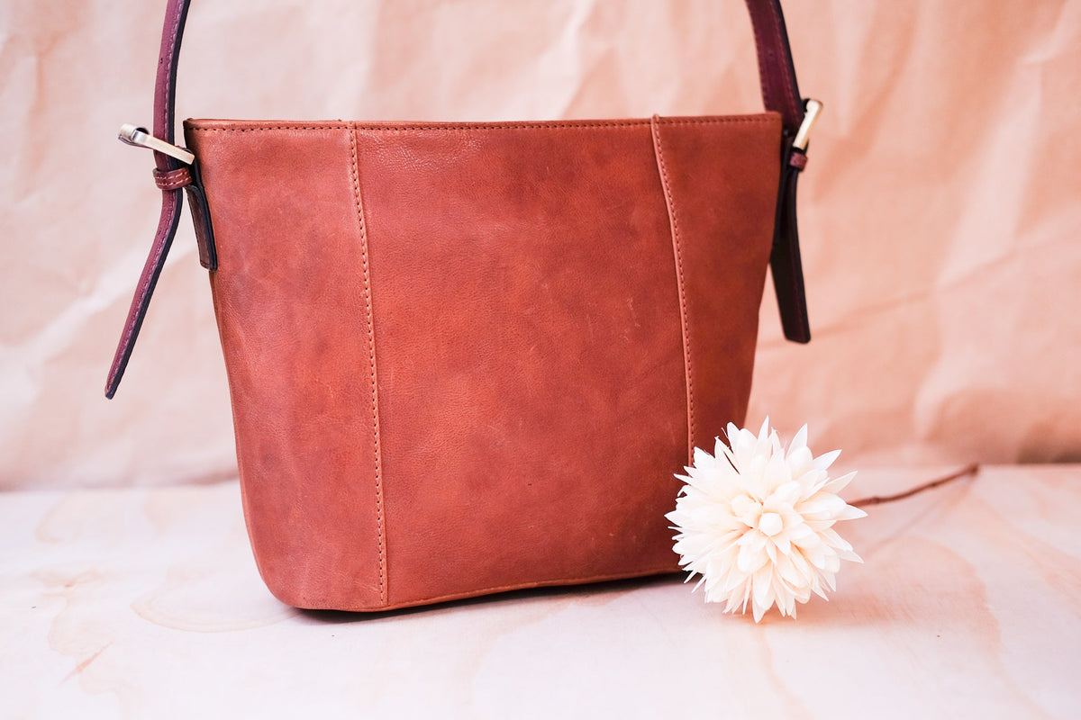 Lake Leather - Ida- Women's Contrast Leather Elegant Shoulder Bag