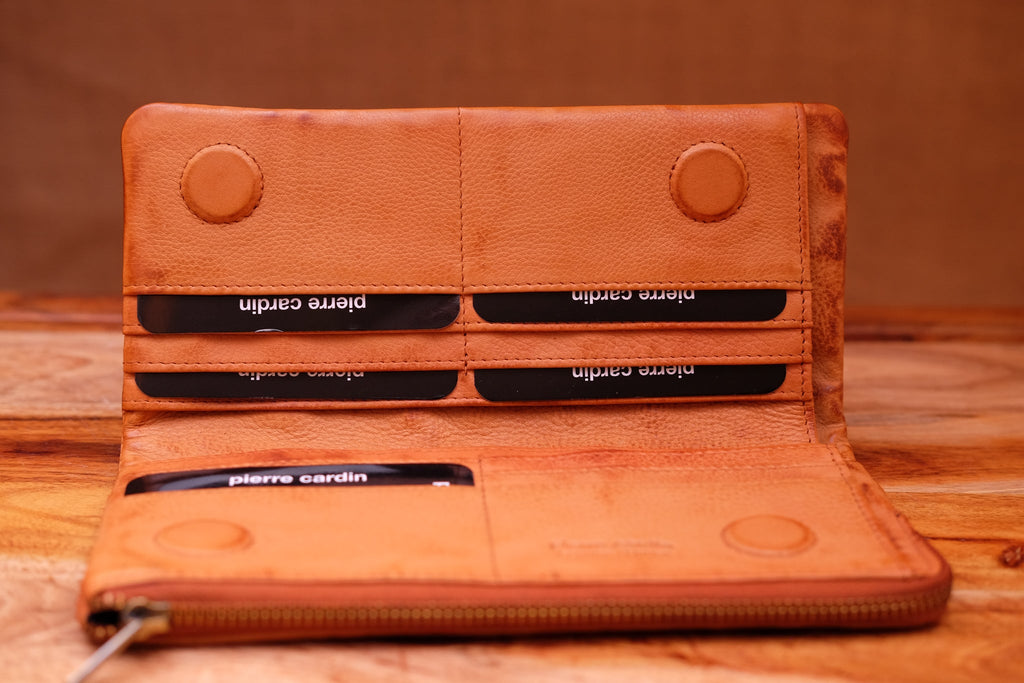 Pierre Cardin - Women's Rustic Leather Woven Purse - PC3124