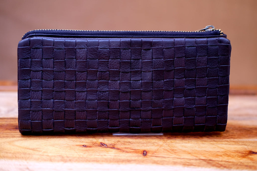 Pierre Cardin - Women's Rustic Leather Woven Purse - PC3124