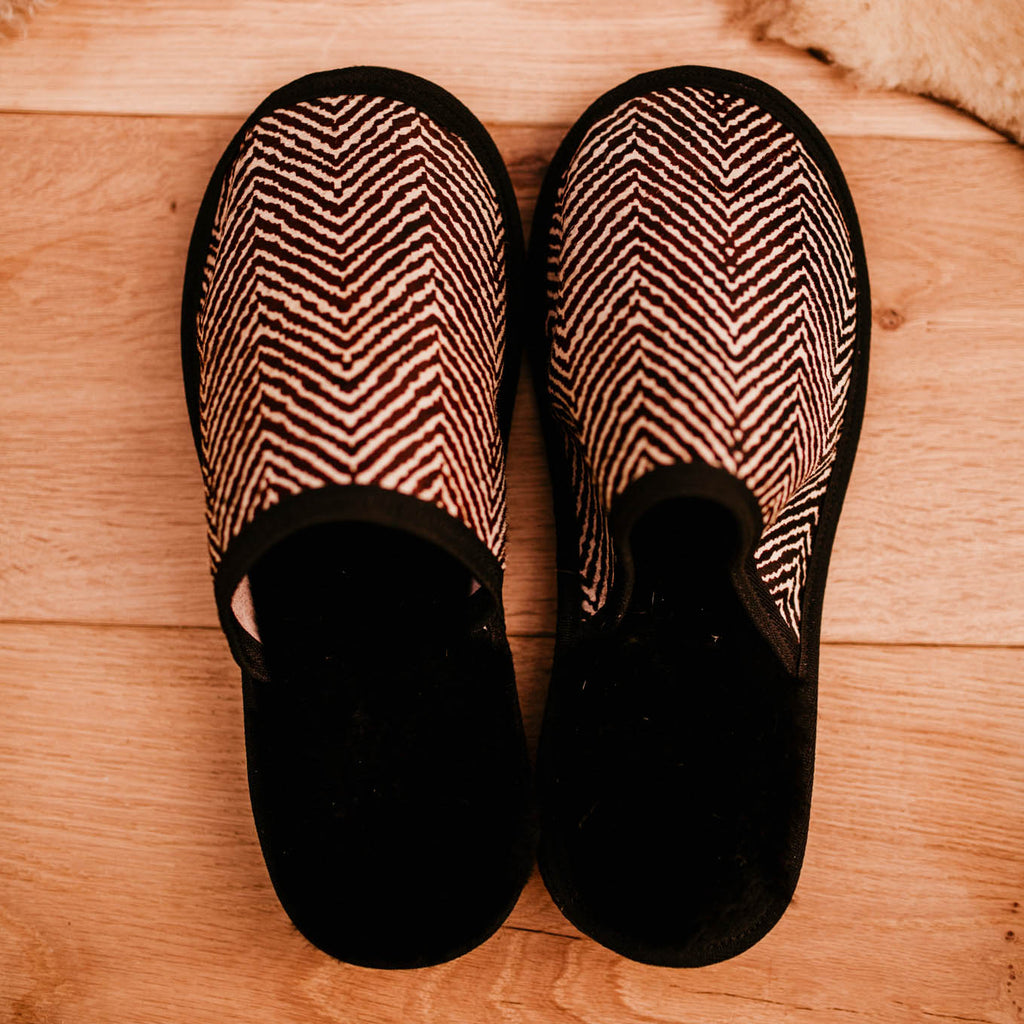 Tas Slipper Co - Macquarie - Unisex Cowhide Scuff