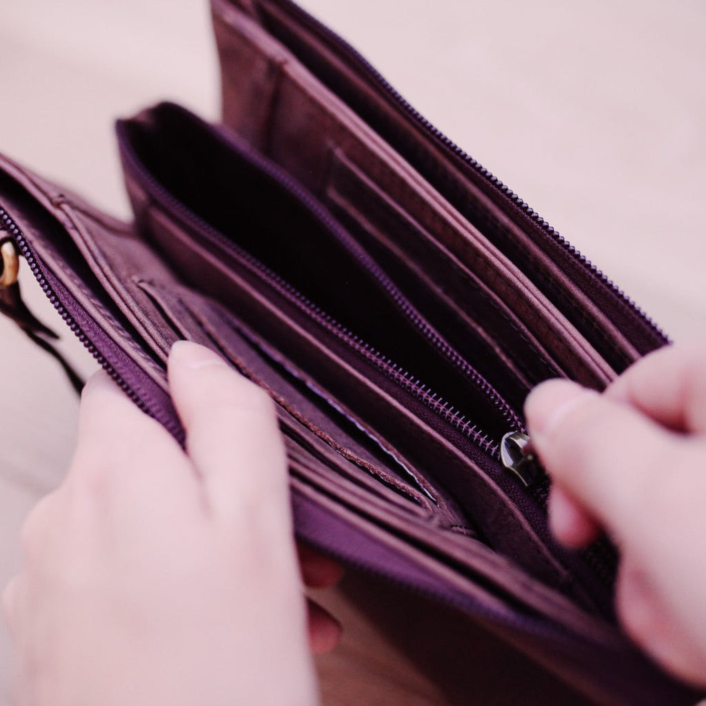 Lake Leather - New Norfolk- Women's Small Leather Crossbody Clutch