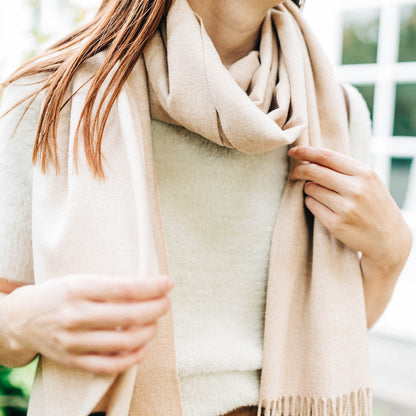 Giftzone - Fine Scarf - Women's Cashmere Blend Tasseled Scarf