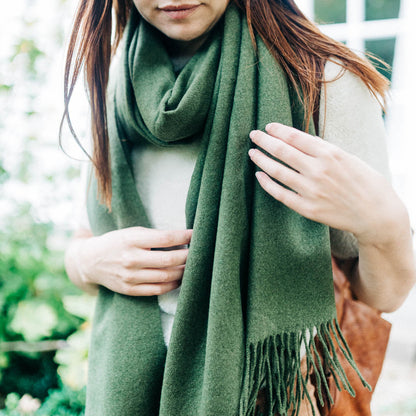 Giftzone - Fine Scarf - Women's Cashmere Blend Tasseled Scarf
