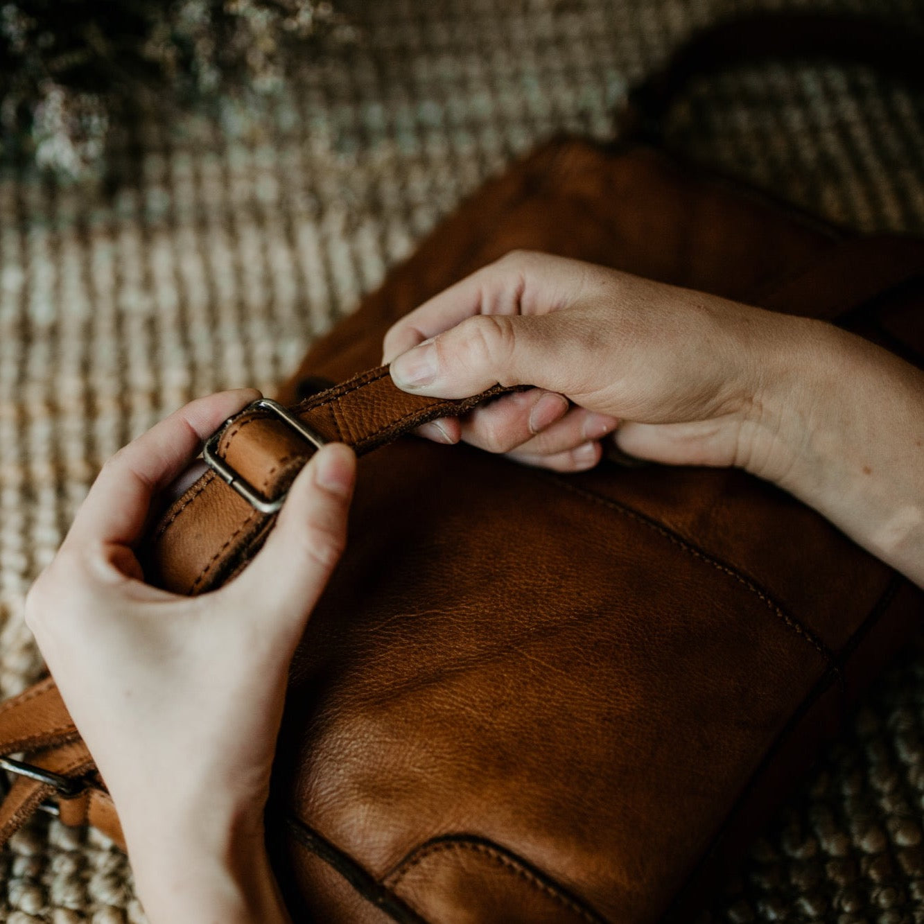 Lake Leather - Blessington - Women's Rustic Leather Crossbody Bag