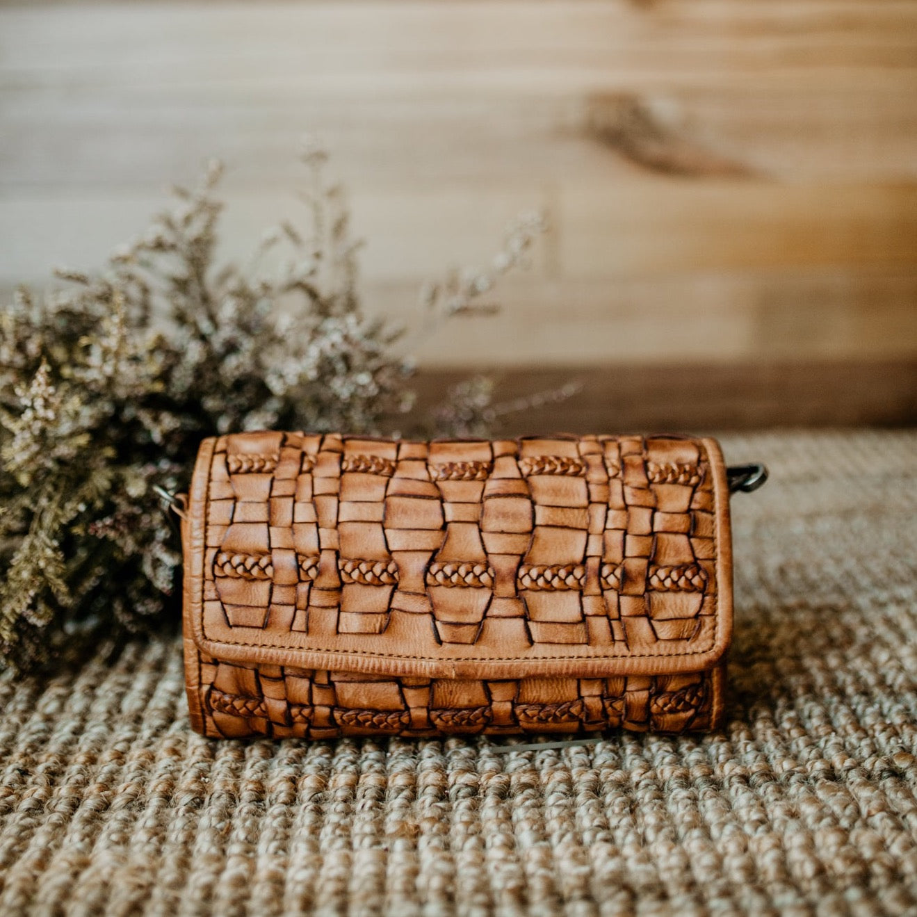 Lake Leather - Evandale -Women's Woven Clutch Crossbody Bag