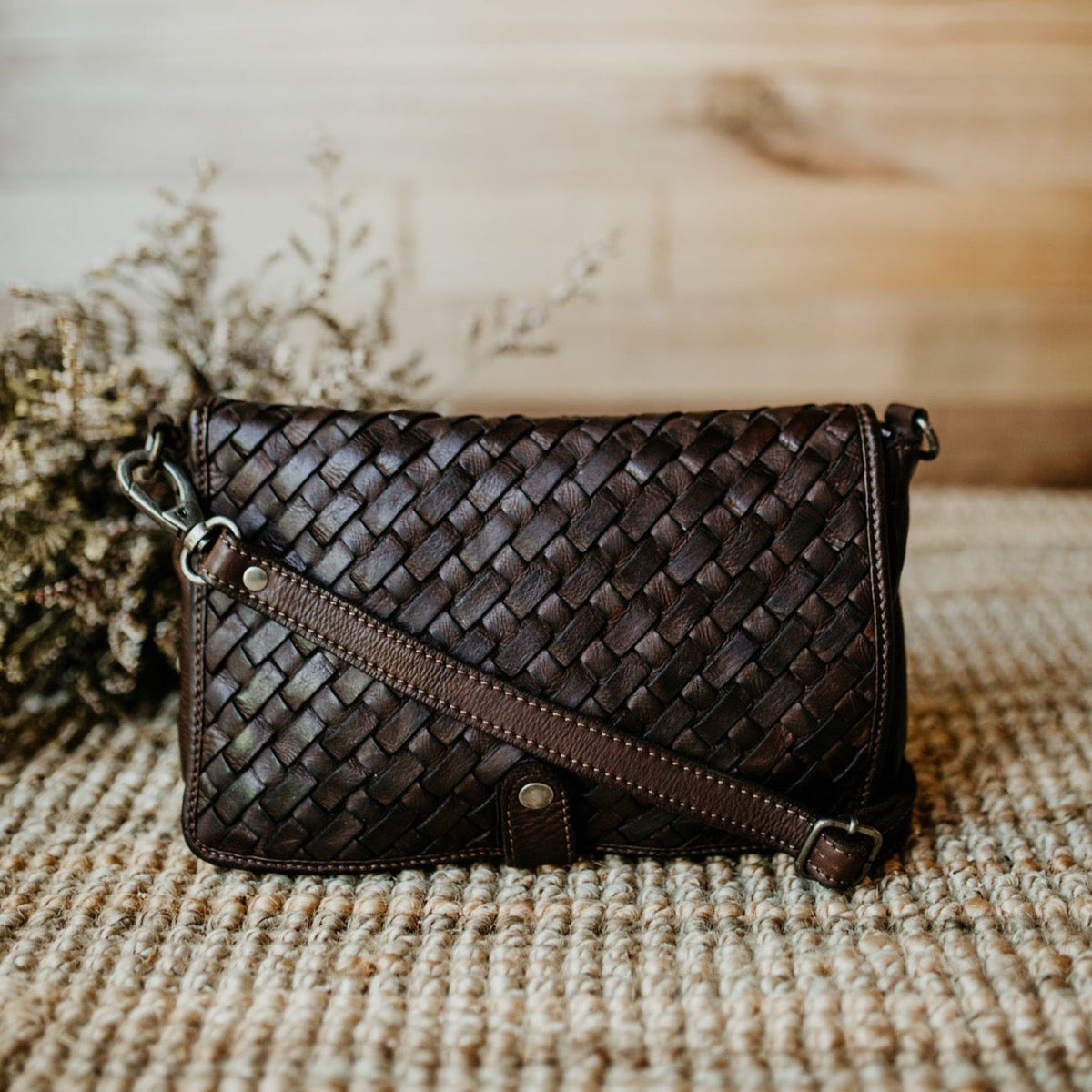 Lake Leather - Devonport- Women's Woven Leather Crossbody Bag