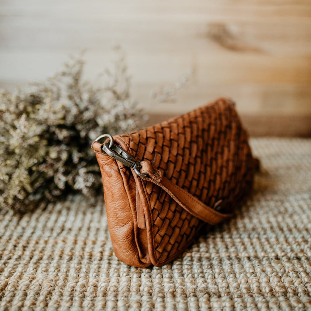 Lake Leather - Devonport- Women's Woven Leather Crossbody Bag